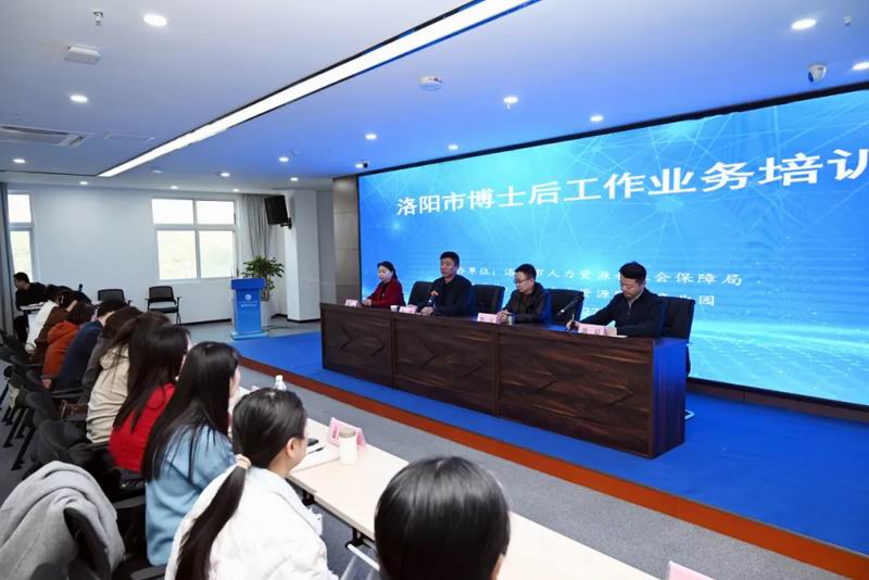 640_wx_fmt=jpeg&from=appmsg&tp=webp&wxfrom=5&wx_lazy=1 (16).jpg